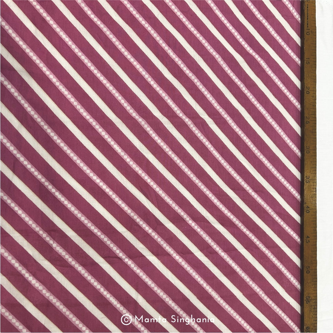 Pale Onion Pink Abstract Printed Cotton Fabric