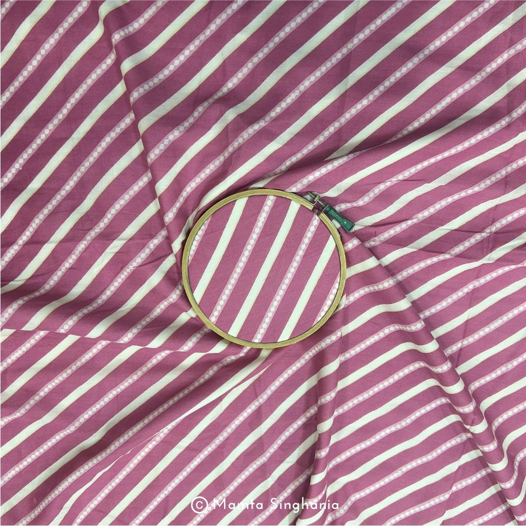 Pale Onion Pink Abstract Printed Cotton Fabric